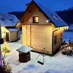 Siedlisko Zlota Gora Caloroczne Na Kaszubach Horská chata