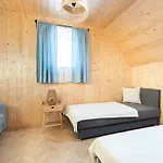 Siedlisko Zlota Gora Caloroczne Na Kaszubach Brodnica (Kartuzy)