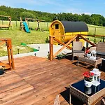 Siedlisko Zlota Gora Caloroczne Na Kaszubach Horská chata Brodnica (Kartuzy)
