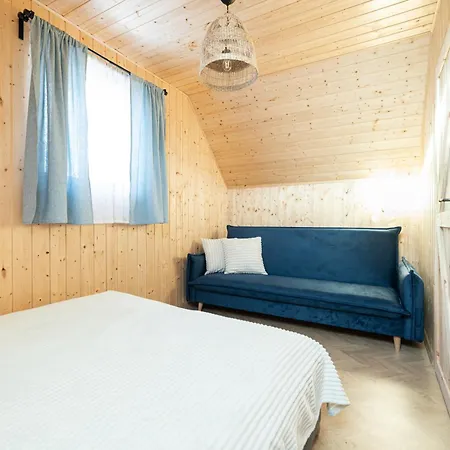 샬레 Siedlisko Zlota Gora Caloroczne Na Kaszubach 브로드니카