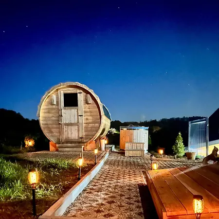 Siedlisko Zlota Gora Caloroczne Na Kaszubach Chalet Brodnica (Kartuzy)