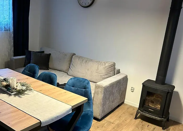 Siedlisko Zlota Gora Caloroczne Na Kaszubach برودينيسا