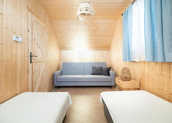 Siedlisko Zlota Gora Caloroczne Na Kaszubach * برودينيسا